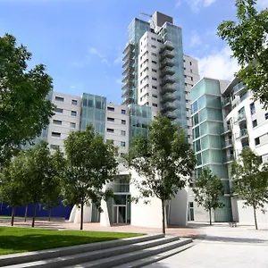 4* מלון דירות Marlin Bridge - Empire Square